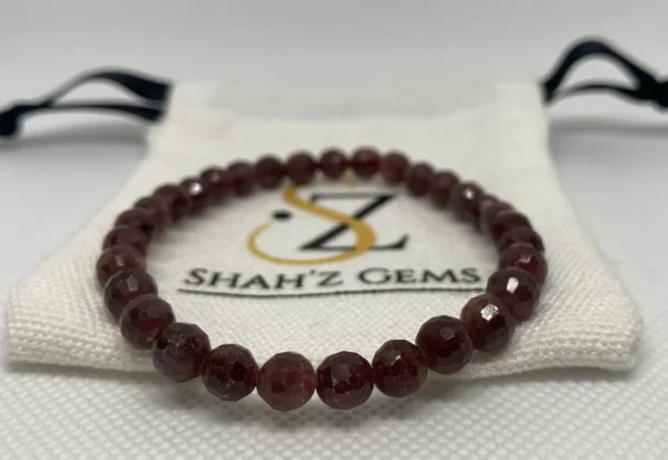 Ruby beaded bracelet - Image 2